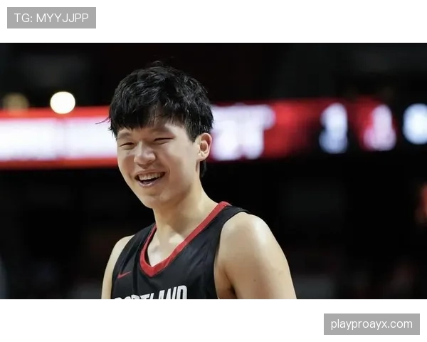 杨瀚森内线高效抢篮板助力球队提升防守稳定性