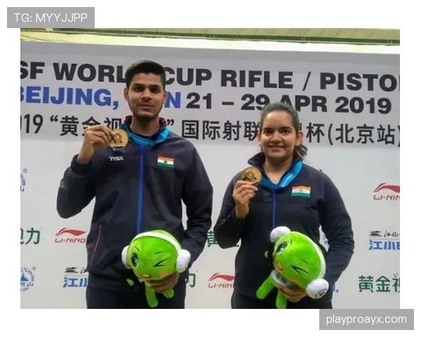 贾一凡训练完直接拎爱马仕去吃米其林，这姐的日常开销是普通人十年工资？